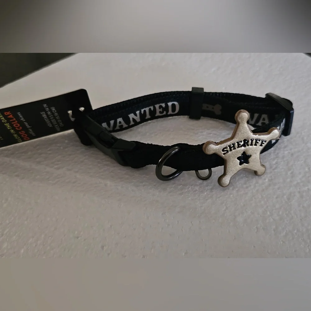 Thrills & Chills Sheriff Glow In The Dark Dog Collar (S)